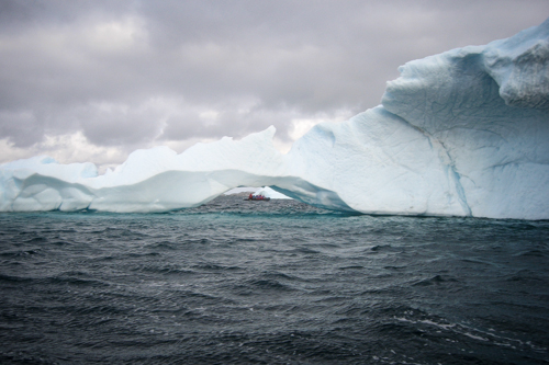 IMG_2009-03-10_Antarctica Marathon_500x333_049_IMG_5085