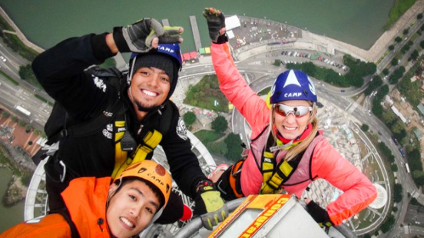 Urban Climbing Macau Tower 2015